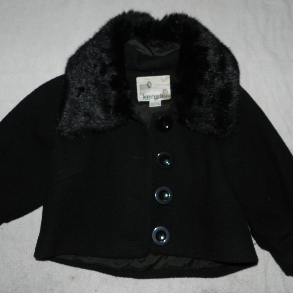 Ladies Kensie Black Fur Collared Half Coat size 8